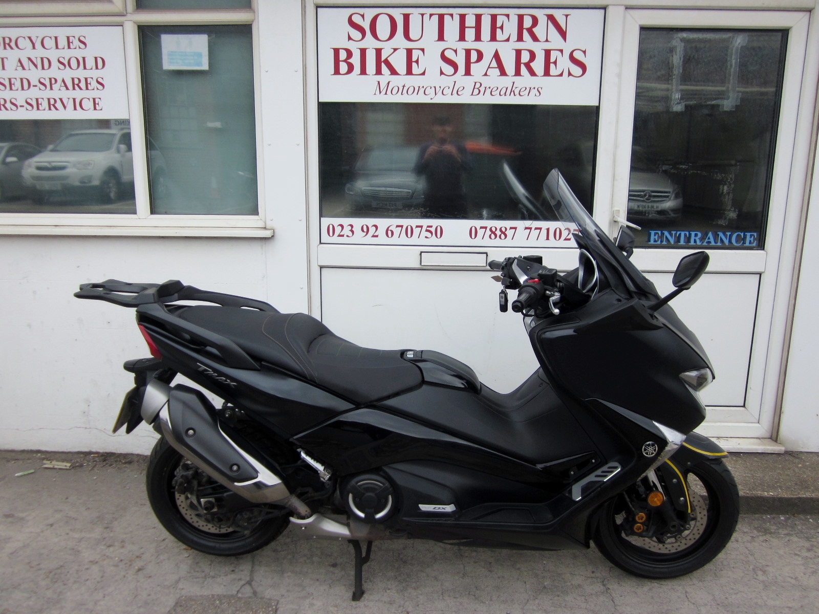 2020 Yamaha XP530D-A T-Max DX 530cc Automatic Twist & Go Scooter For Sale Portsmouth